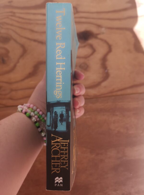 qrf Twelve Red Herrings – Jeffrey Archer secondhand book