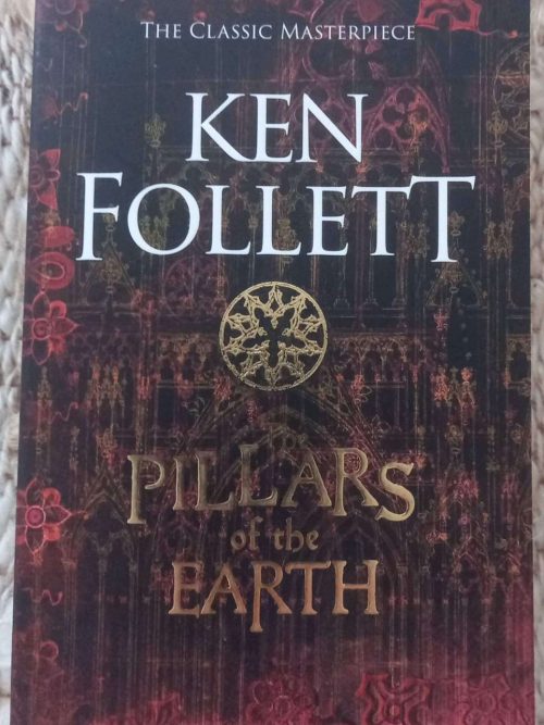 The Pillars Of The Earth — Ken Follett secondhand book